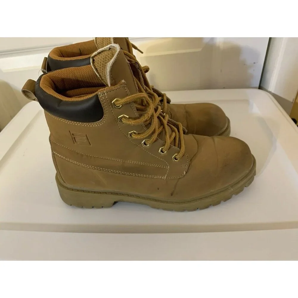 Fila Men's Sz 8 Edgewater Nubuck Boot‎ 1SH40063-206 Wheat/Gum not steel toe